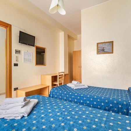 Hotel Il Riccio Порто-Чезарео Екстер'єр фото