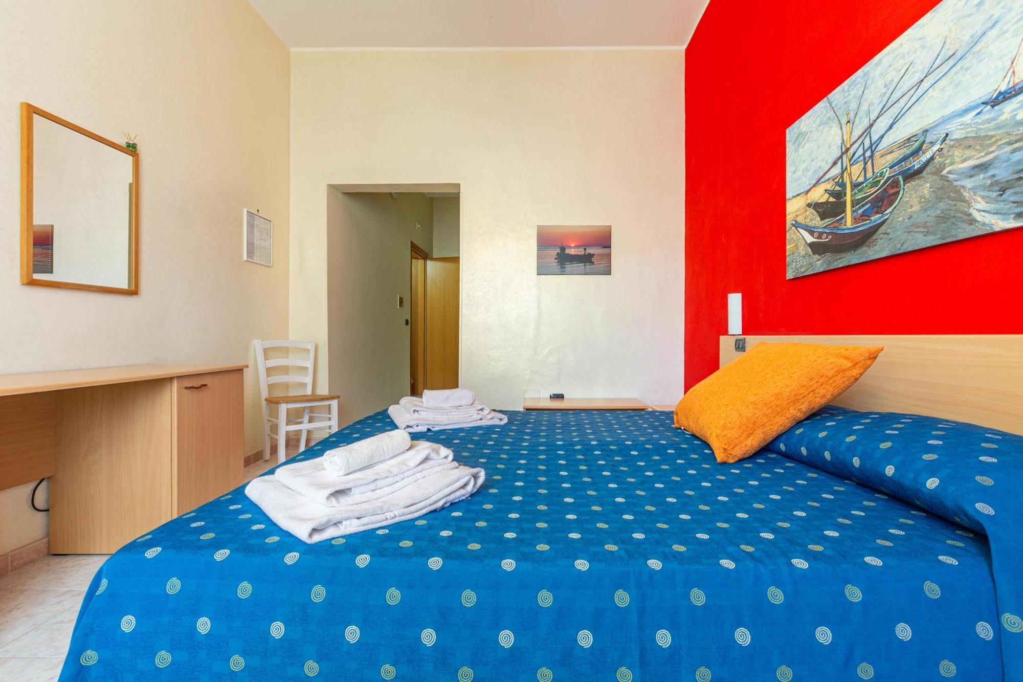 Hotel Il Riccio Порто-Чезарео Екстер'єр фото