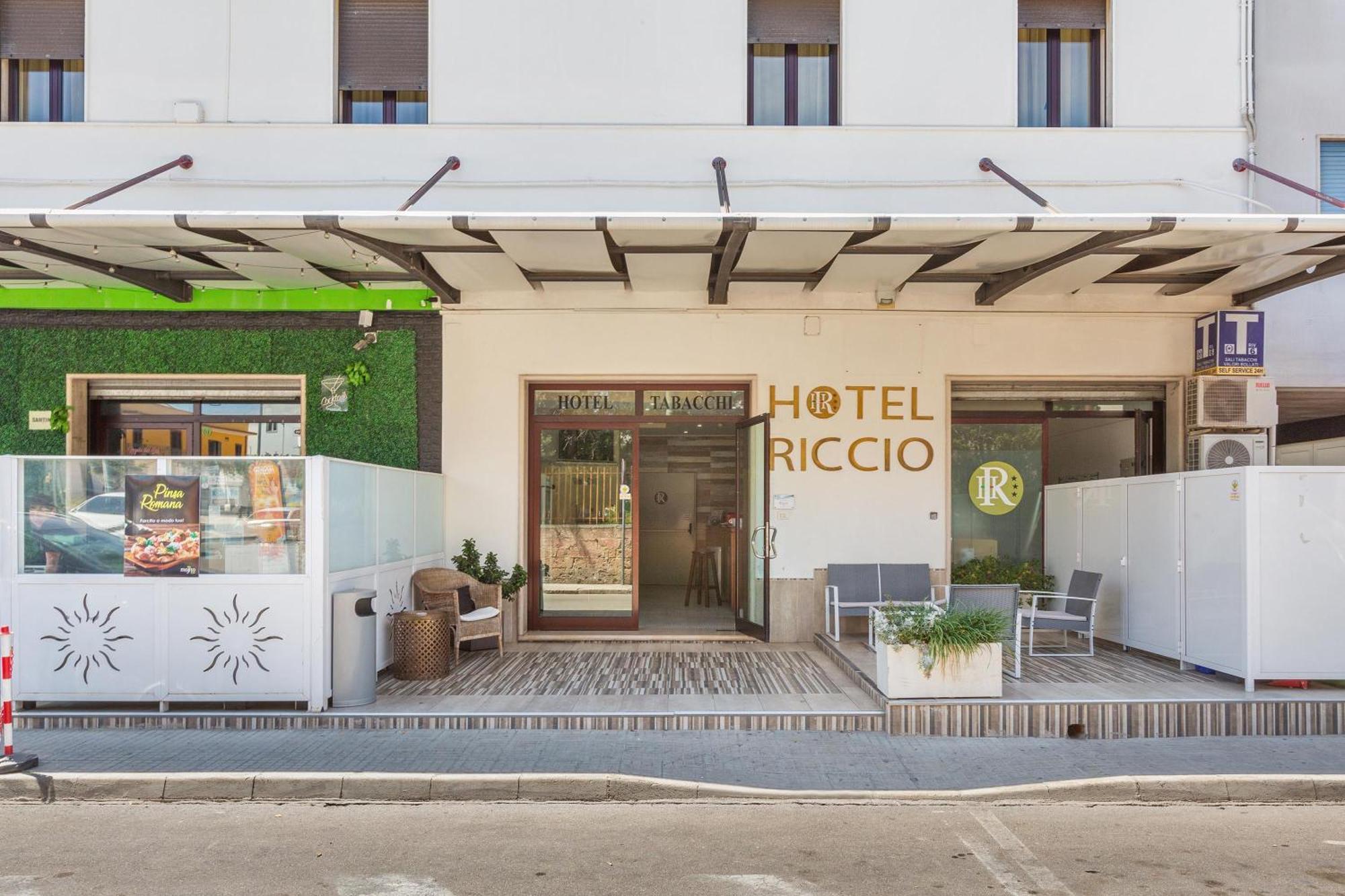 Hotel Il Riccio Порто-Чезарео Екстер'єр фото
