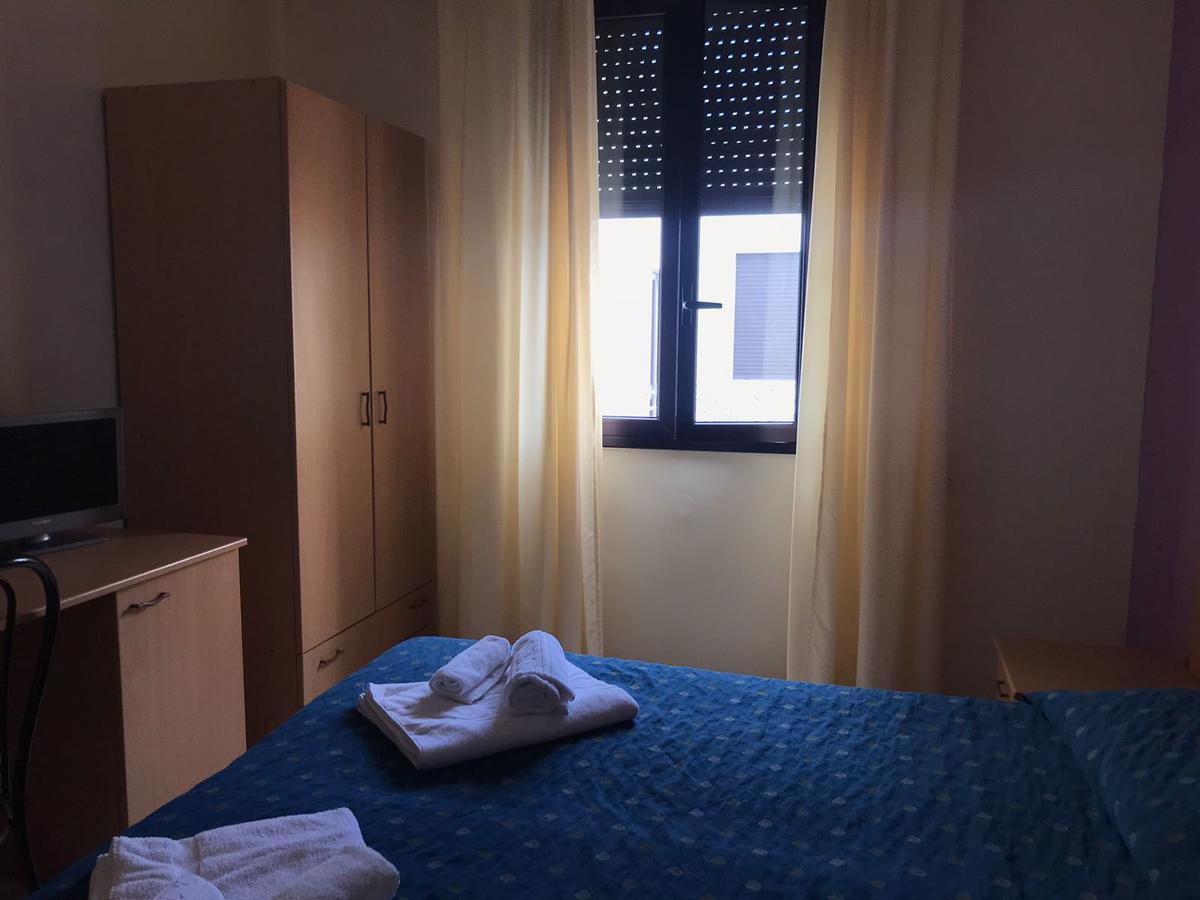 Hotel Il Riccio Порто-Чезарео Екстер'єр фото